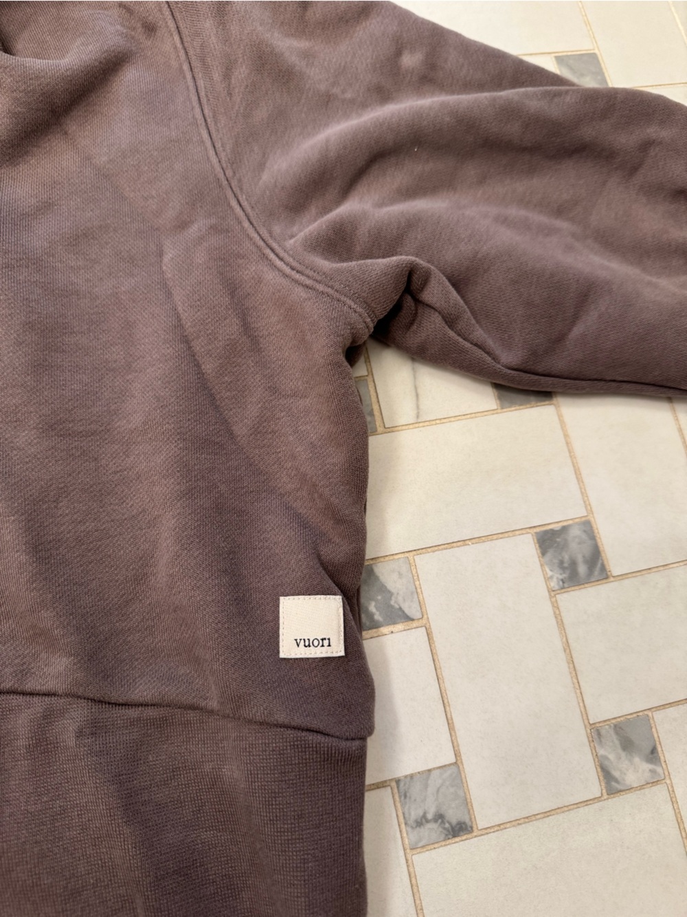 Vuori Brown Quarter-Zip Cropped Sweatshirt - Picture 2 of 3